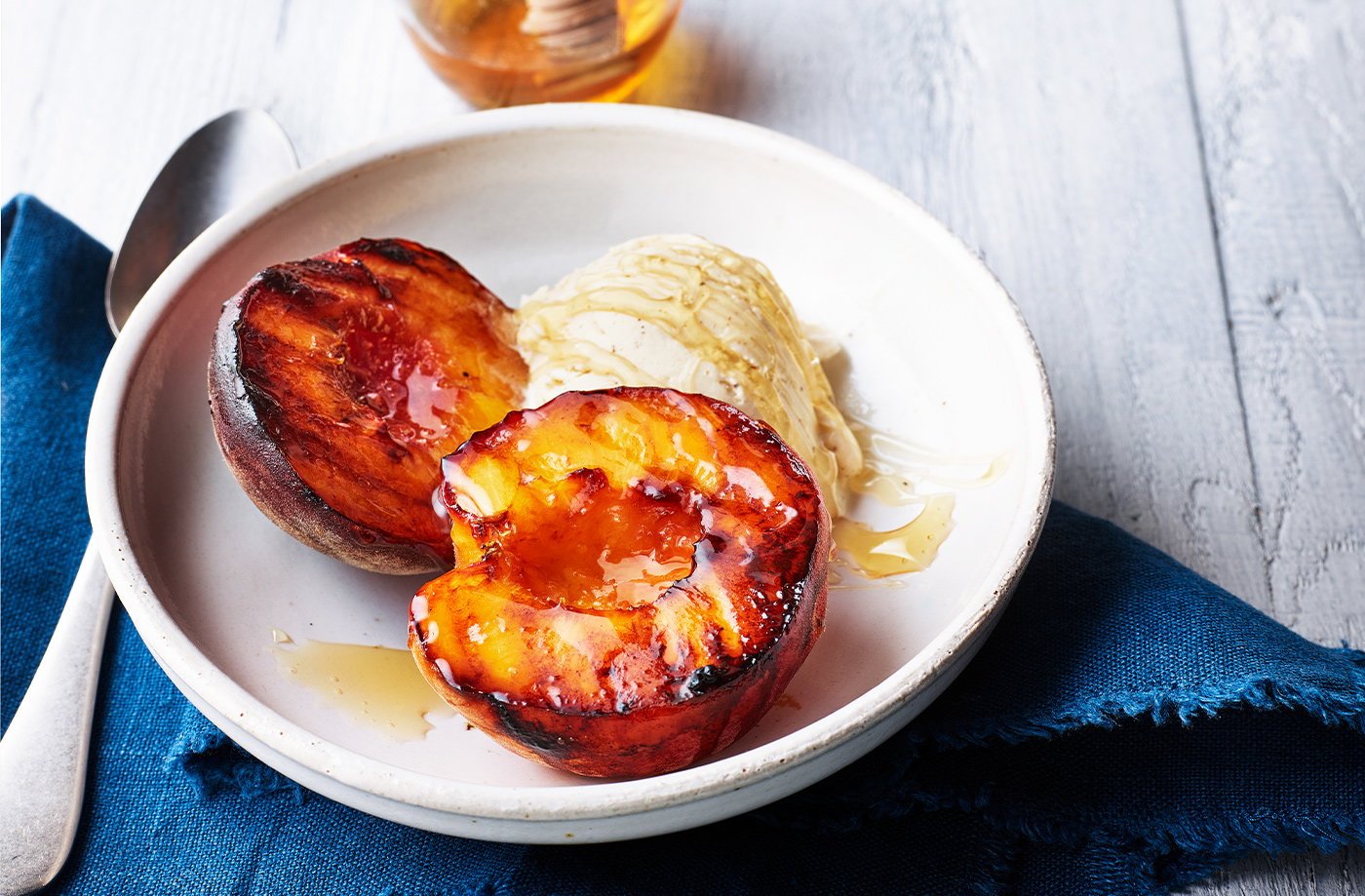 Sumptuous Honey Glazed Citrus Chicken: A Juicy Delight!